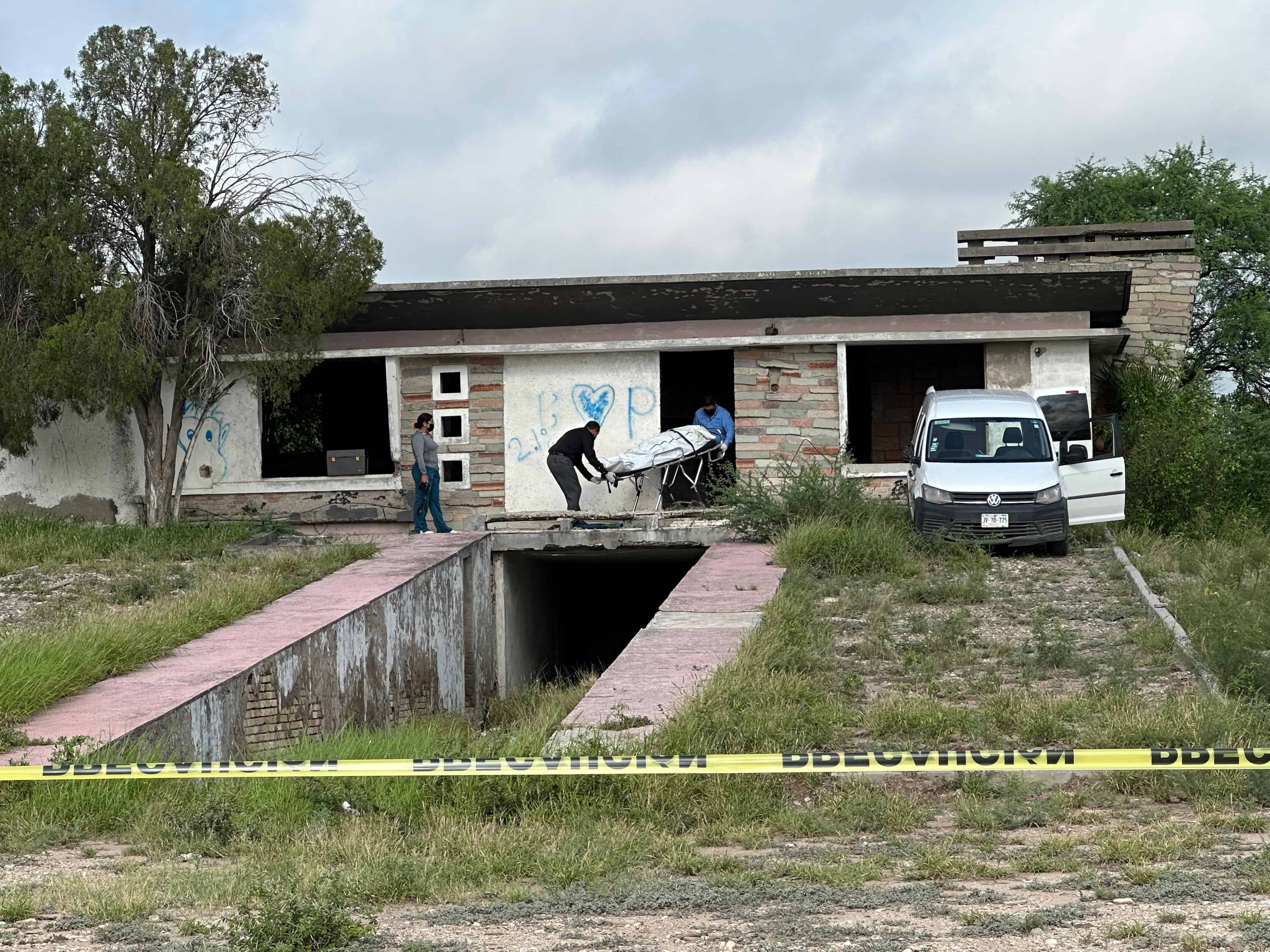 Hallan cuerpo en descomposición en una casa abandonada de la colonia Altamira