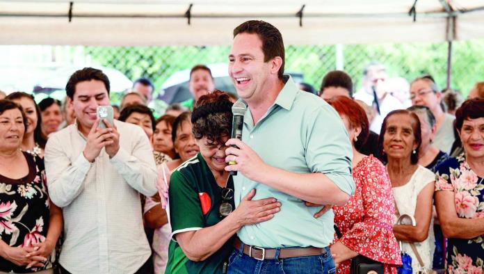 Apoya Javier Díaz el deporte en Saltillo