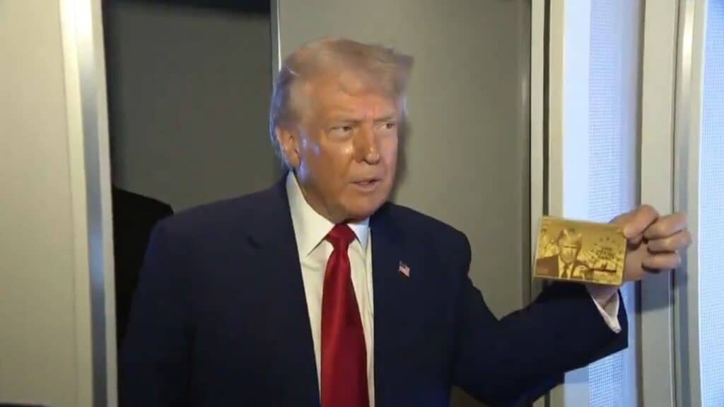 ¿Te interesa? Trump abre lista para la Golden Card