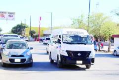 Acusan exceso de unidades en la Ruta Bolívar; combis solo trabajan 3 días
