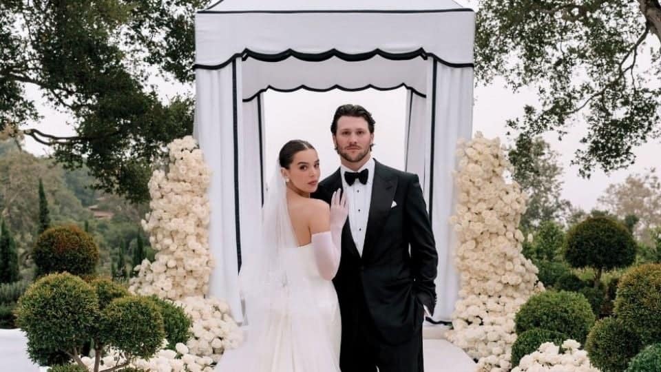 Josh Allen y Hailee Steinfeld: boda íntima en California