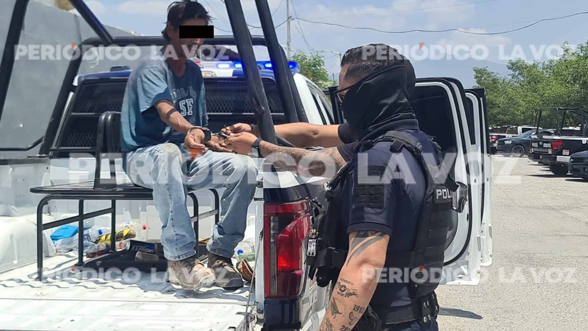 Detienen al "Güero" en colonia 21 de Marzo por escándalo en vía pública