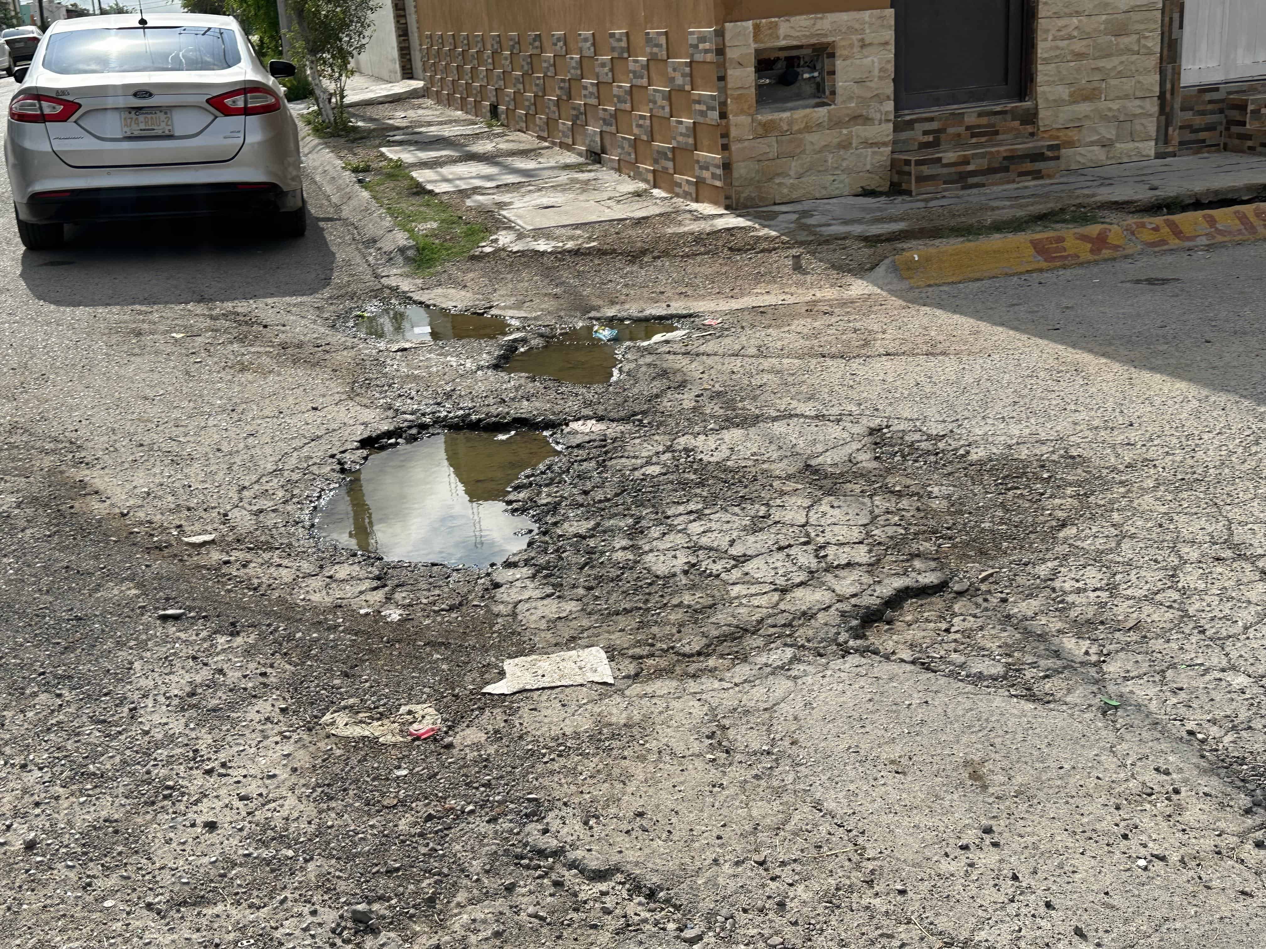 La voz en tu colonia: Vecinos de Lomas de la Villa denuncian abandono del municipio