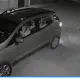 Allanan vivienda turba de jóvenes