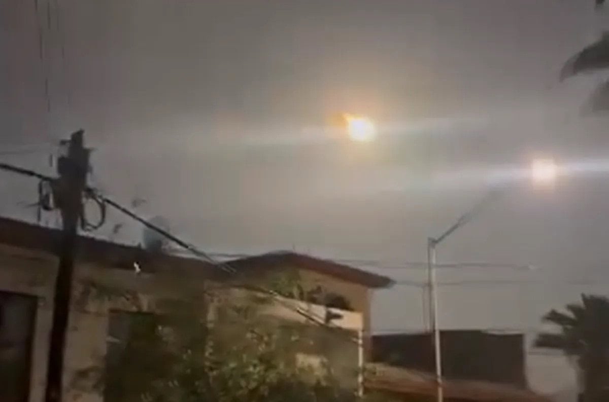 Avistan posible meteorito