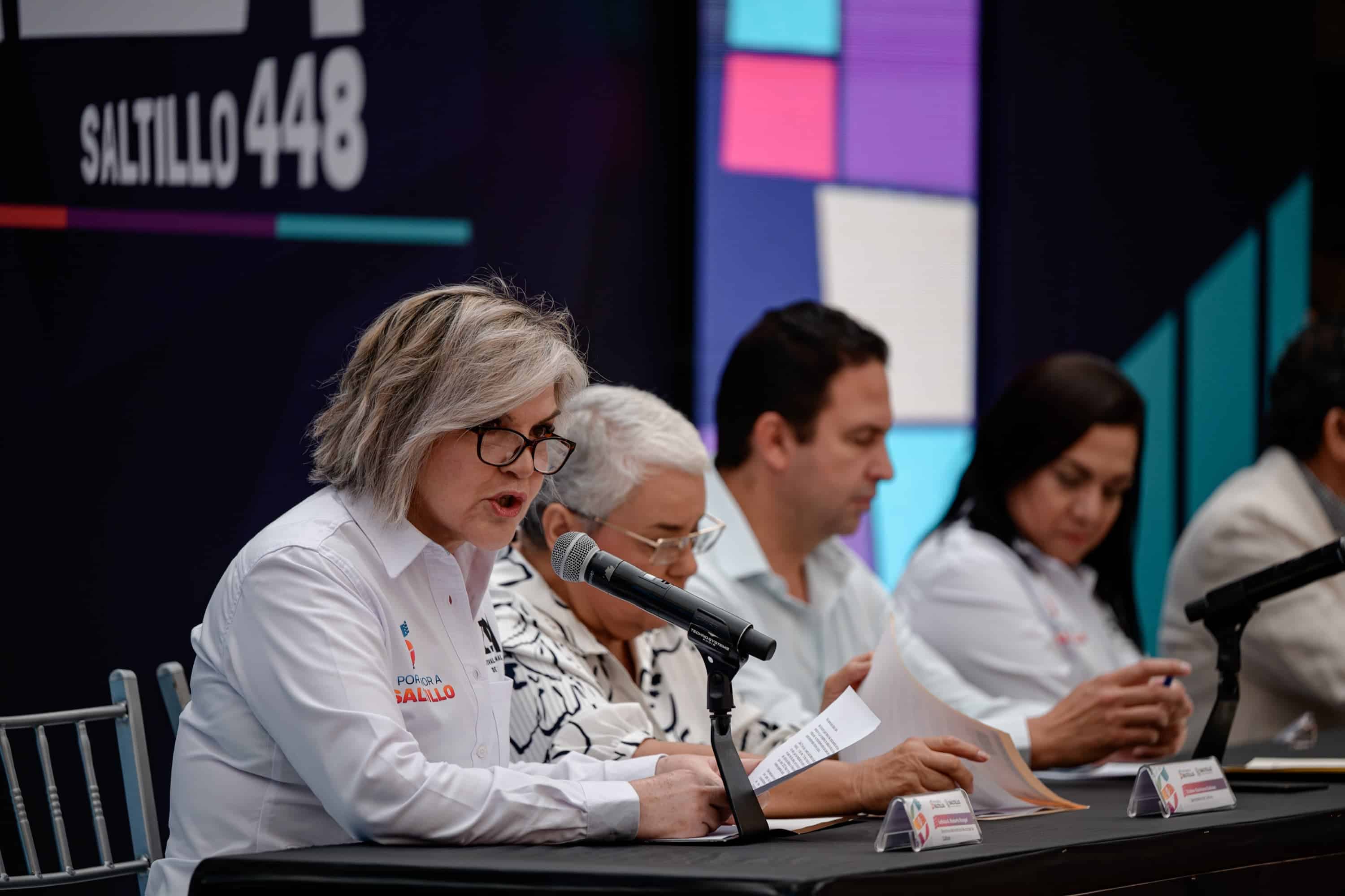 Presenta Javier Díaz el Festival Internacional de las Artes 2025