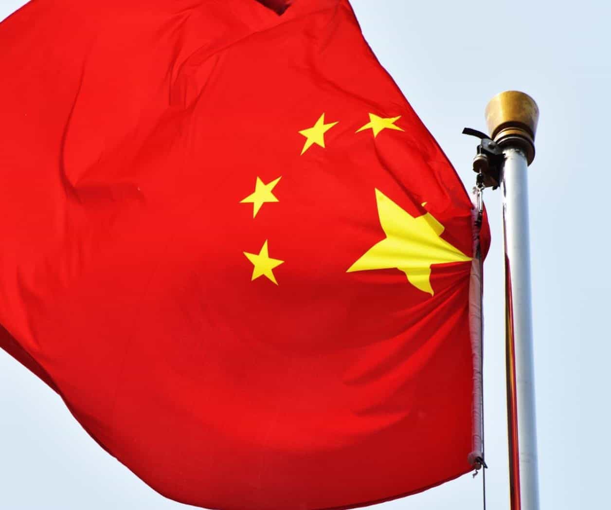 China pide a sus ciudadanos en Israel evacuar por la frontera con Jordania