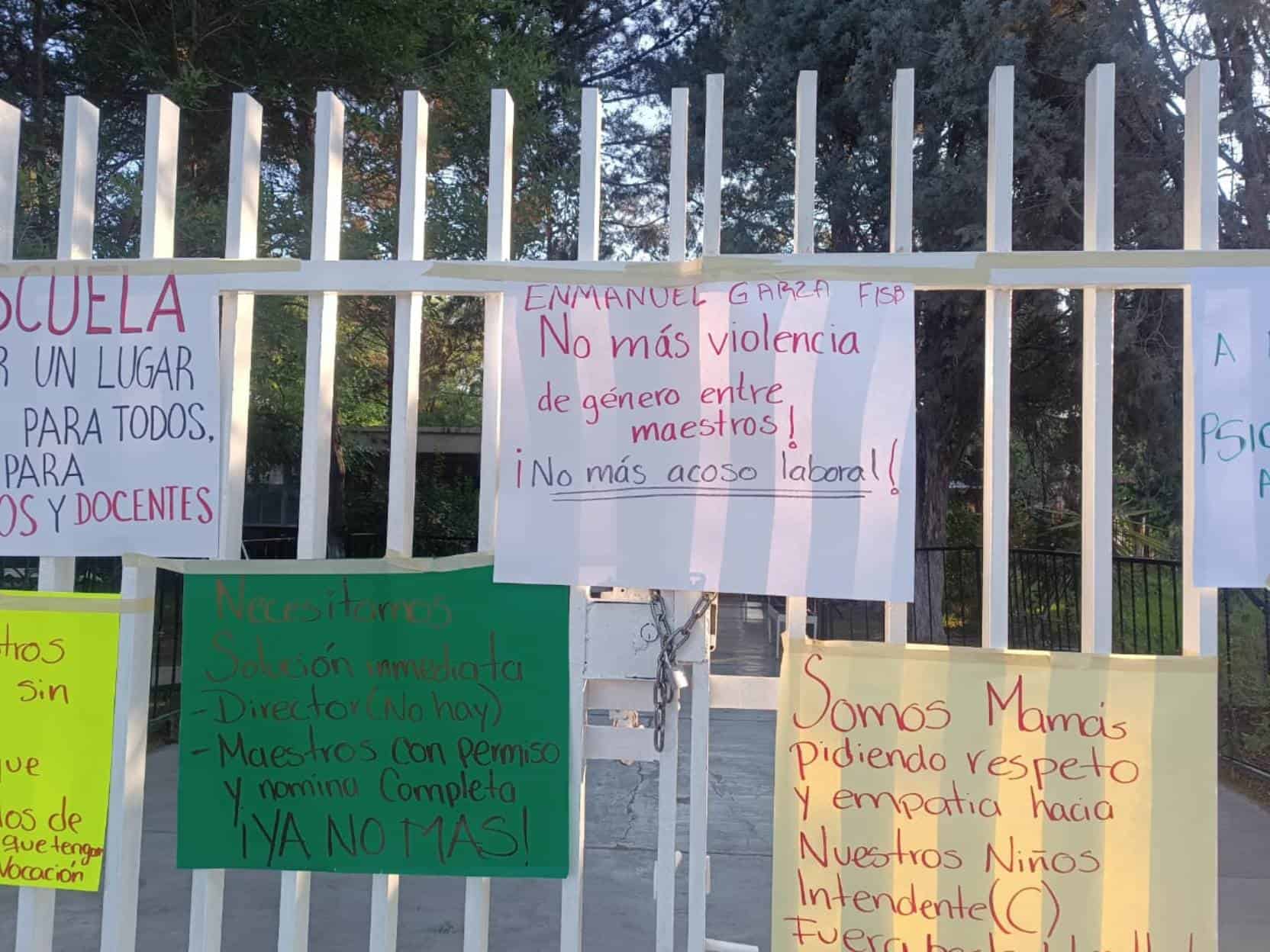 Denuncian padres crisis en secundaria