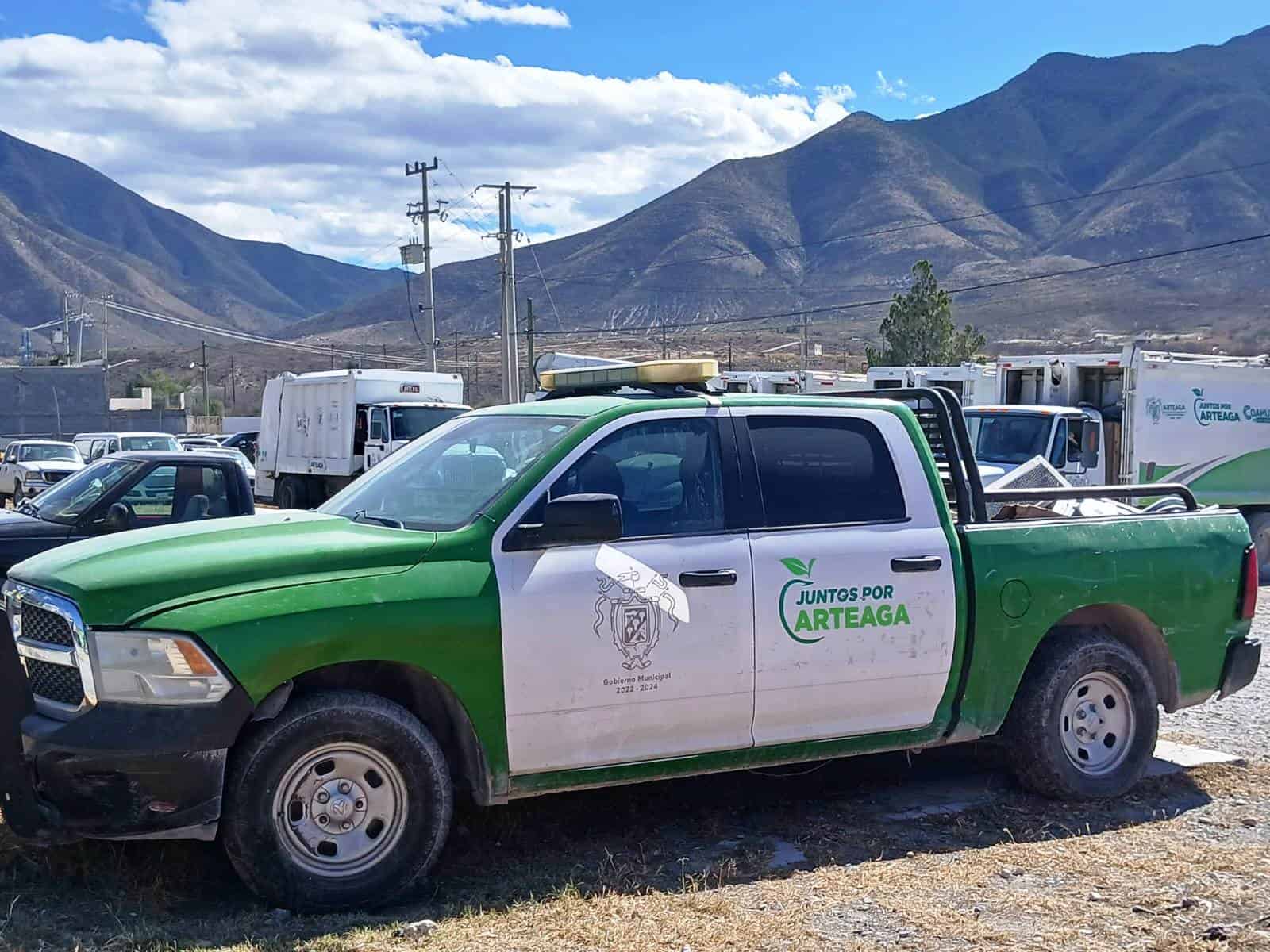 Termina camioneta calcinada