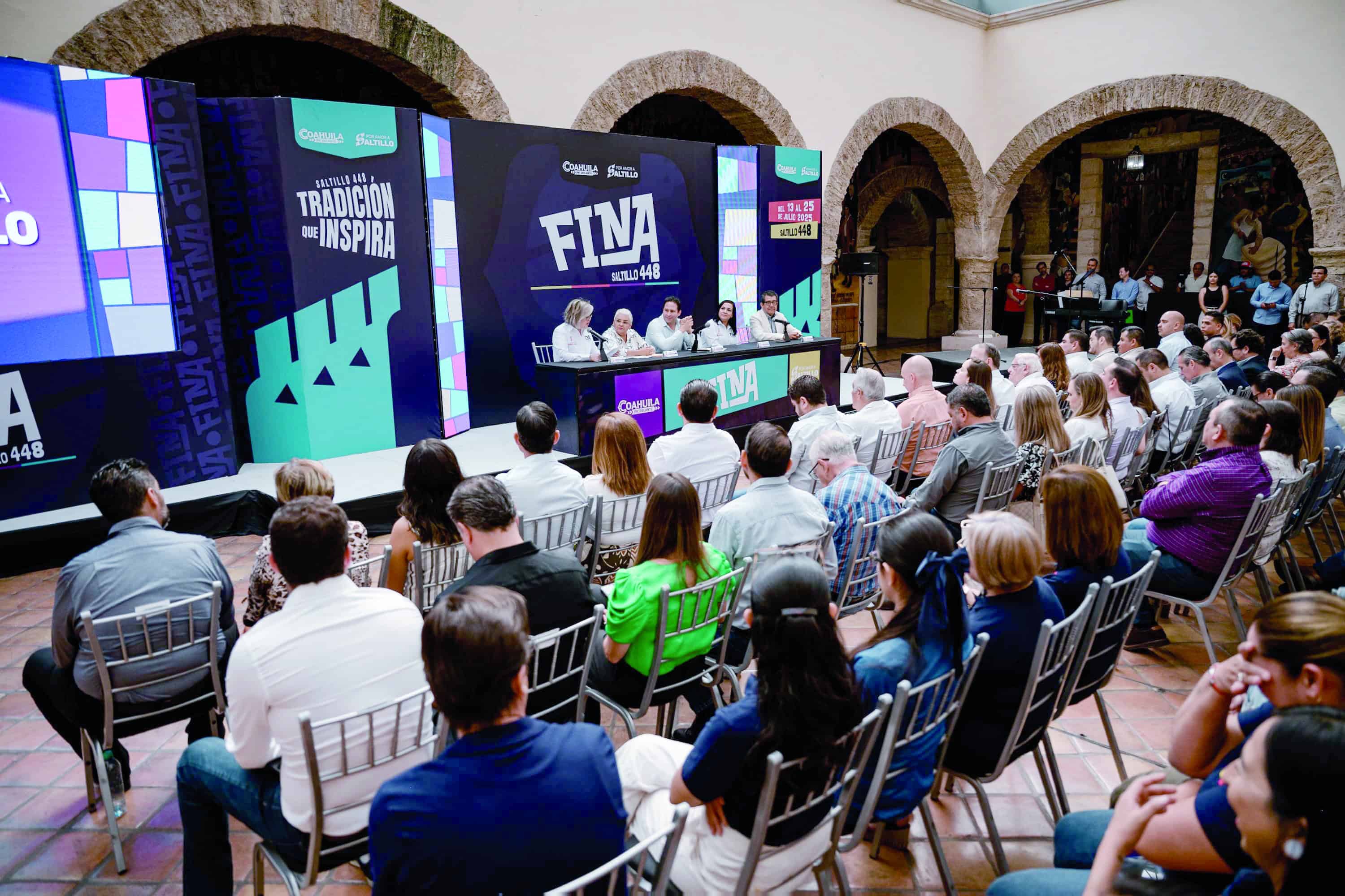 Presenta Javier Díaz Festival de las Artes 