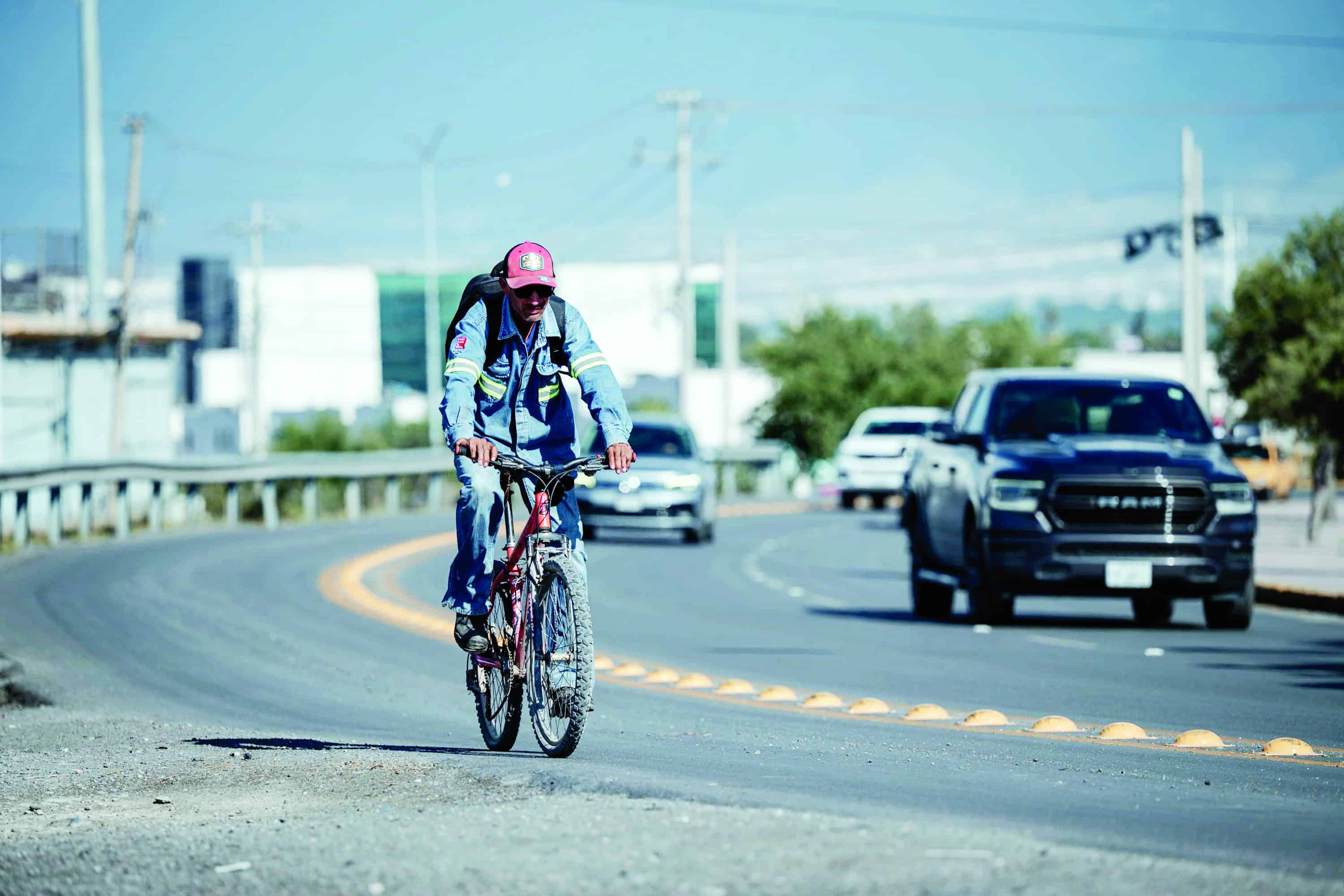 Repavimentan bulevar Nazario S. Ortiz Garza