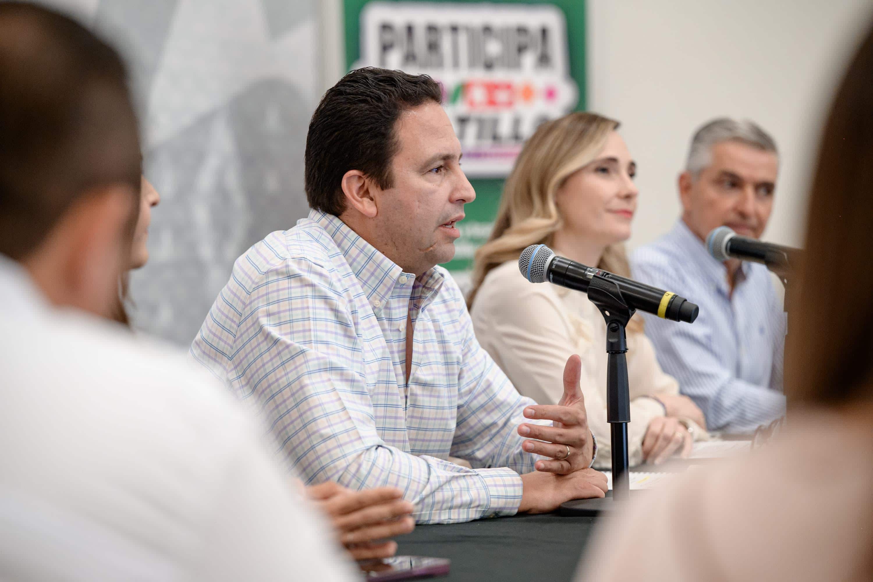 Lanza Javier Díaz plataforma "Saltillo Participa"