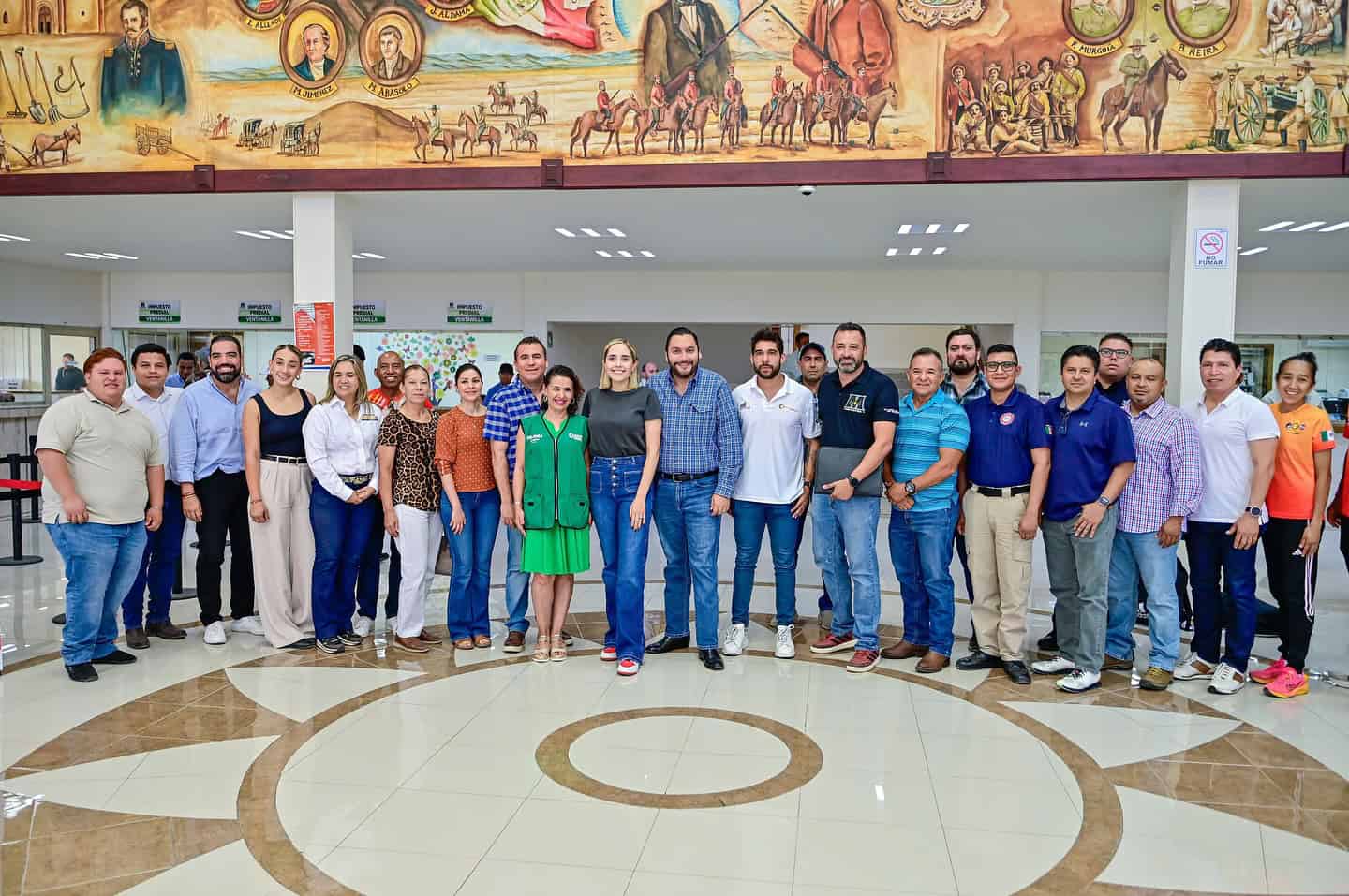 Carlos Villarreal anuncia el Medio Maratón Monclova 2025 con bolsa de premios de $500 mil