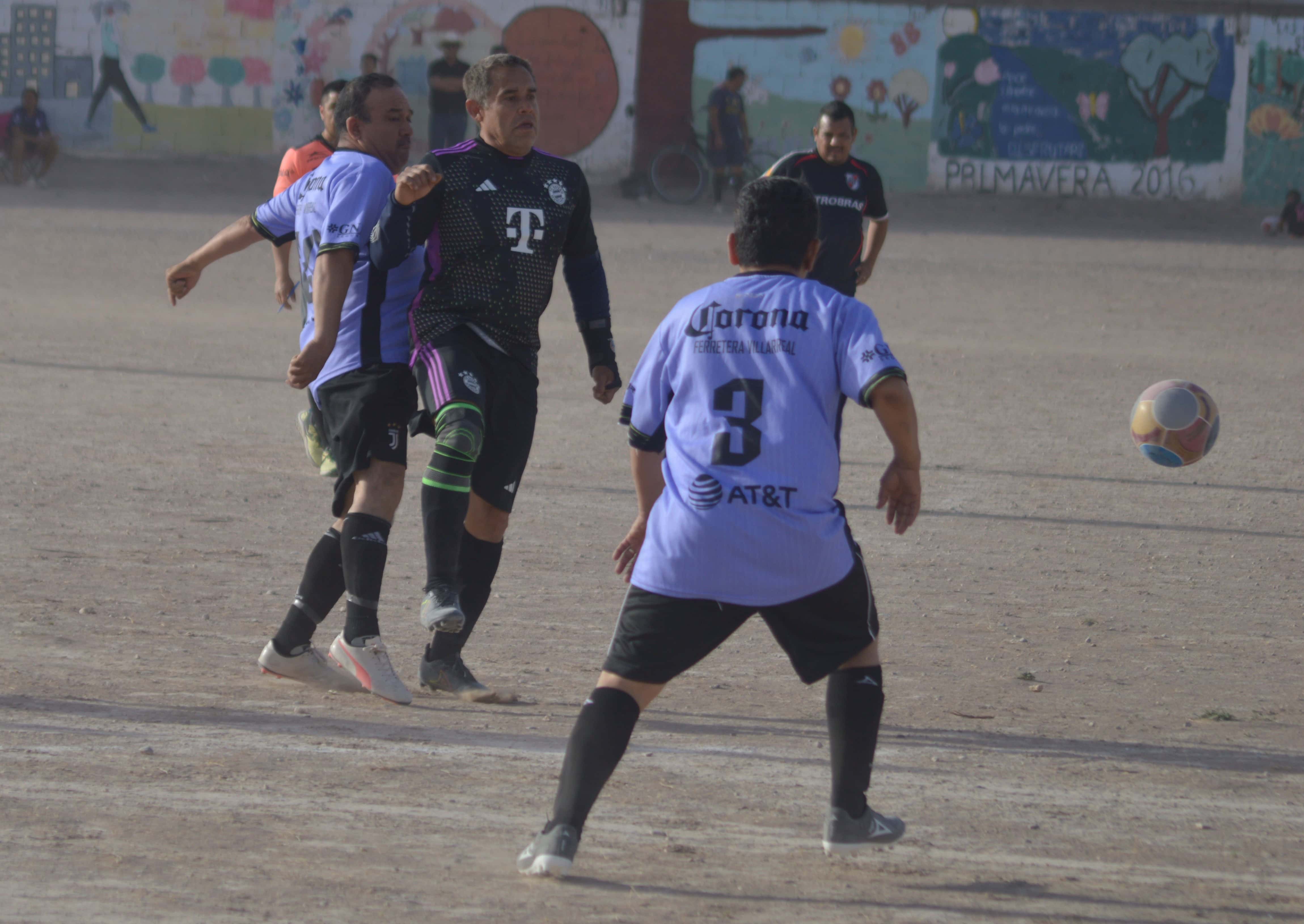 Deportivo Pegasso golea 4-1 al Atlético Español con doblete de Mauricio Luna en Liga Mayor