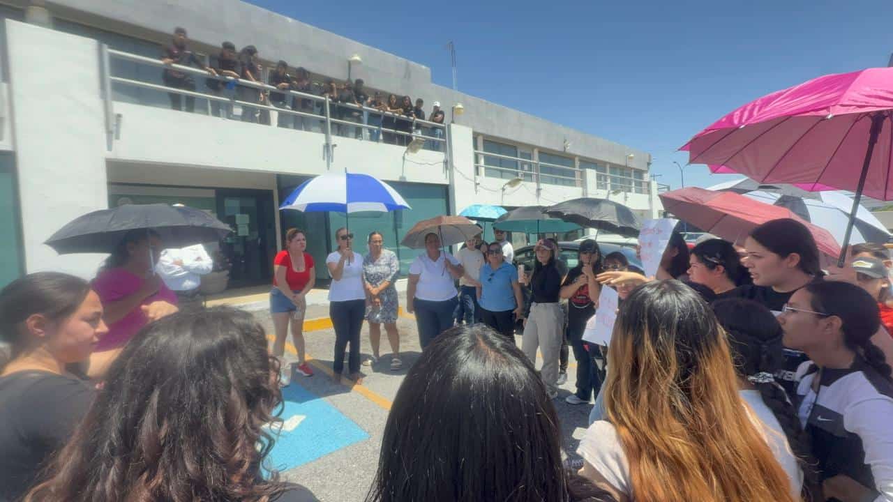 Directivos de la Universidad Autónoma de Durango iniciaron un dialogo abierto con alumnos de la Carrera de Gastronomía, sobre mejoras en las condiciones académicas