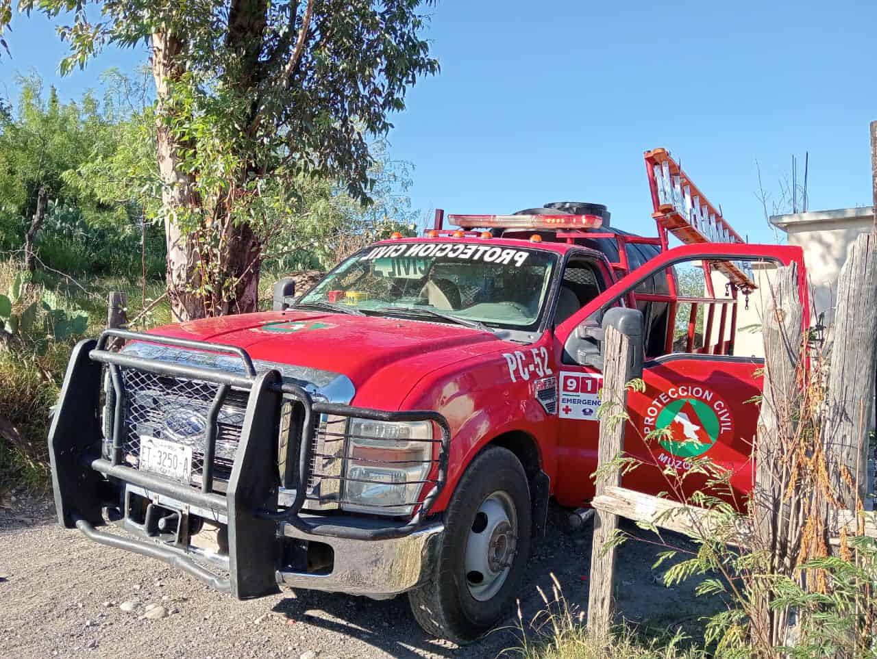 Se incendia cuarto de herramientas en Palaú; fuego amenazaba con propagarse