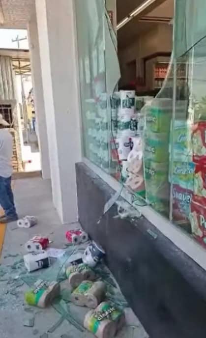 Intentó robar dos veces la farmacia y terminó detenido en la colonia Año 2000