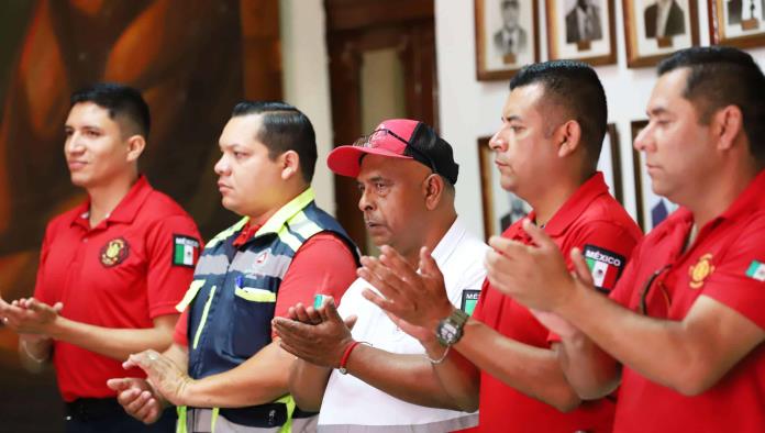 Reúnen bomberos 93 mil en colecta