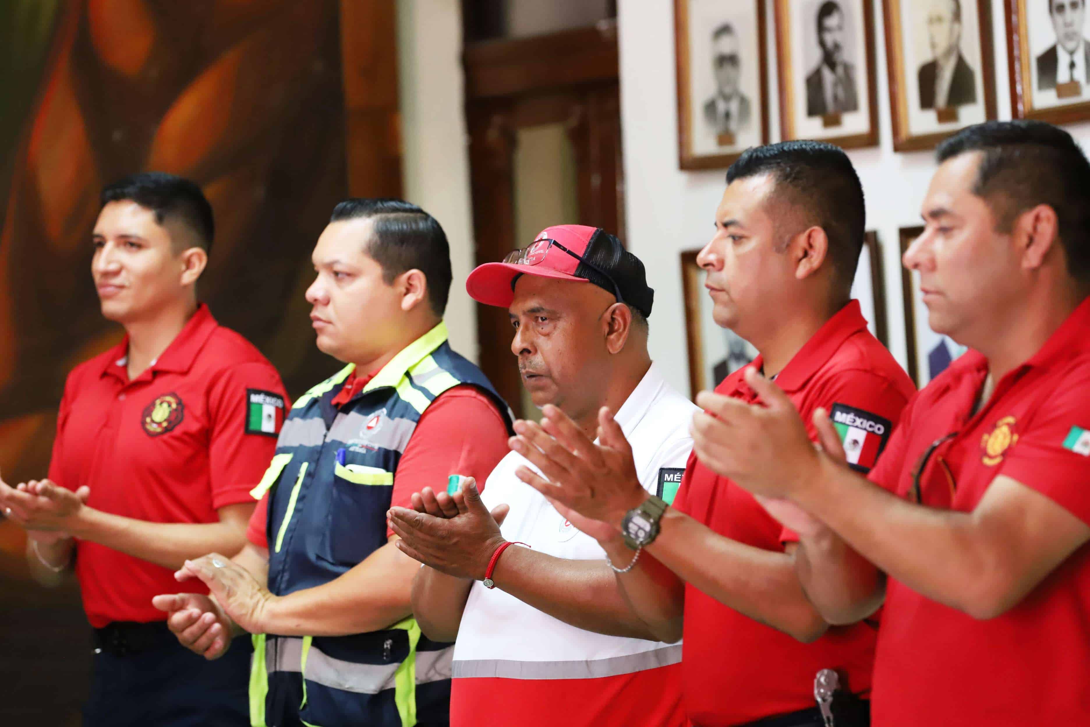 Reúnen bomberos 93 mil en colecta