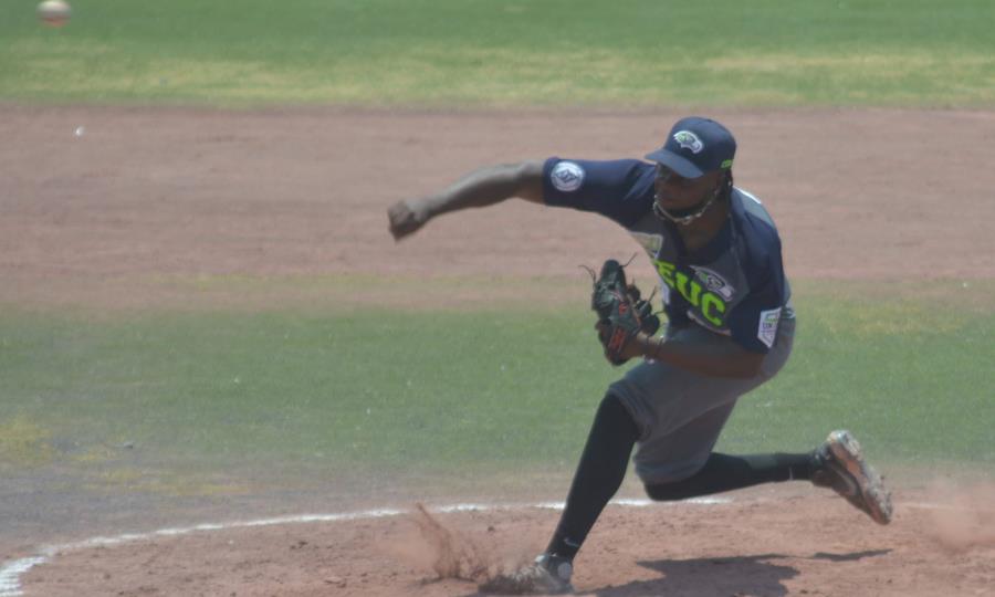 Halcones del CEUC visita al líder Barreteros con nuevo mánager en la Serie 10