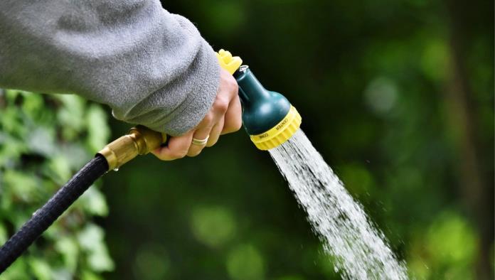 Sancionarán desperdicio de agua potable