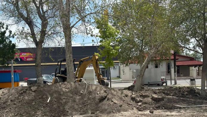 Critican falta de obra pública en colonias de Allende