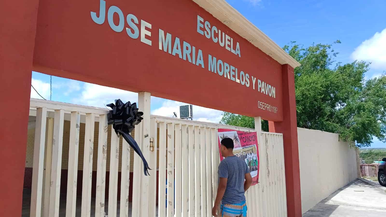 Madres exigen justicia para alumna en escuela