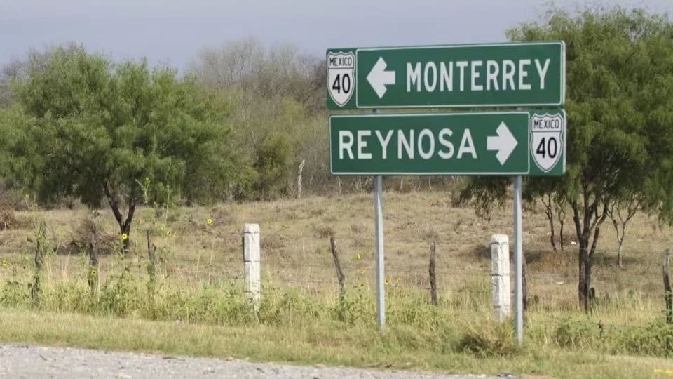 EE.UU. emite alerta a viajeros: evitar carretera Monterrey-Reynosa