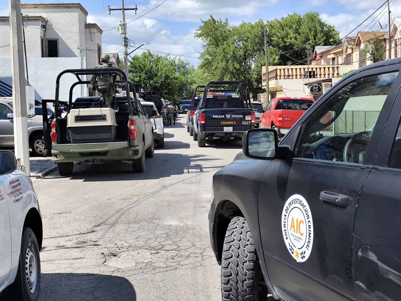 Aseguran en cateo droga, armas y auto en la colonia Town House 