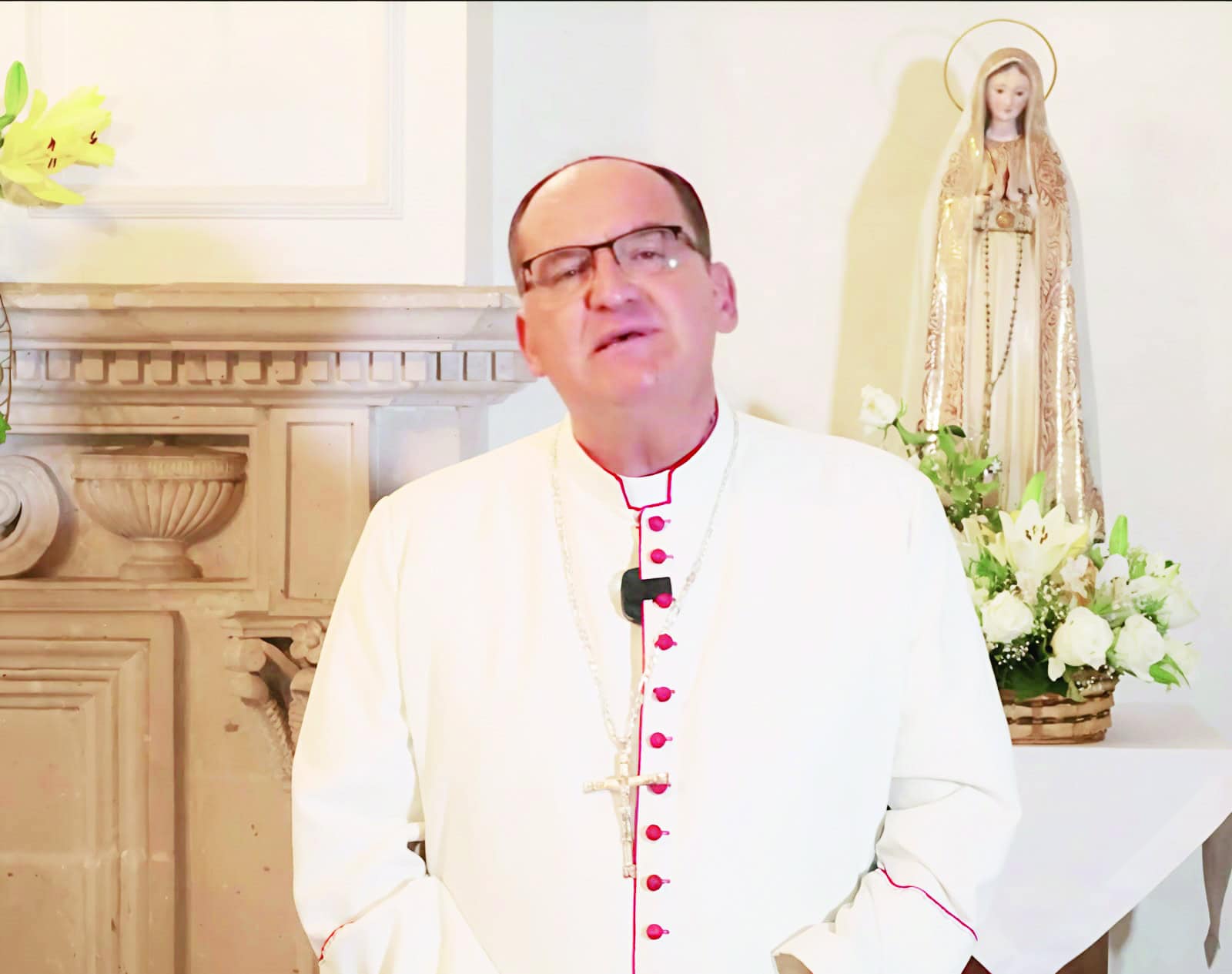 Ante riesgo de guerra Ora iglesia por la paz