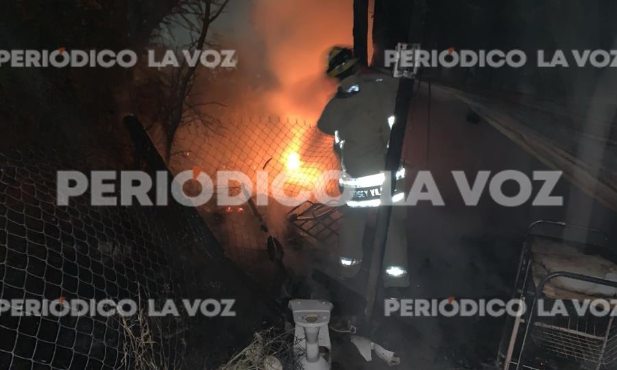 Propietarios ilesos tras incendio en colonia Lomas de San Miguel