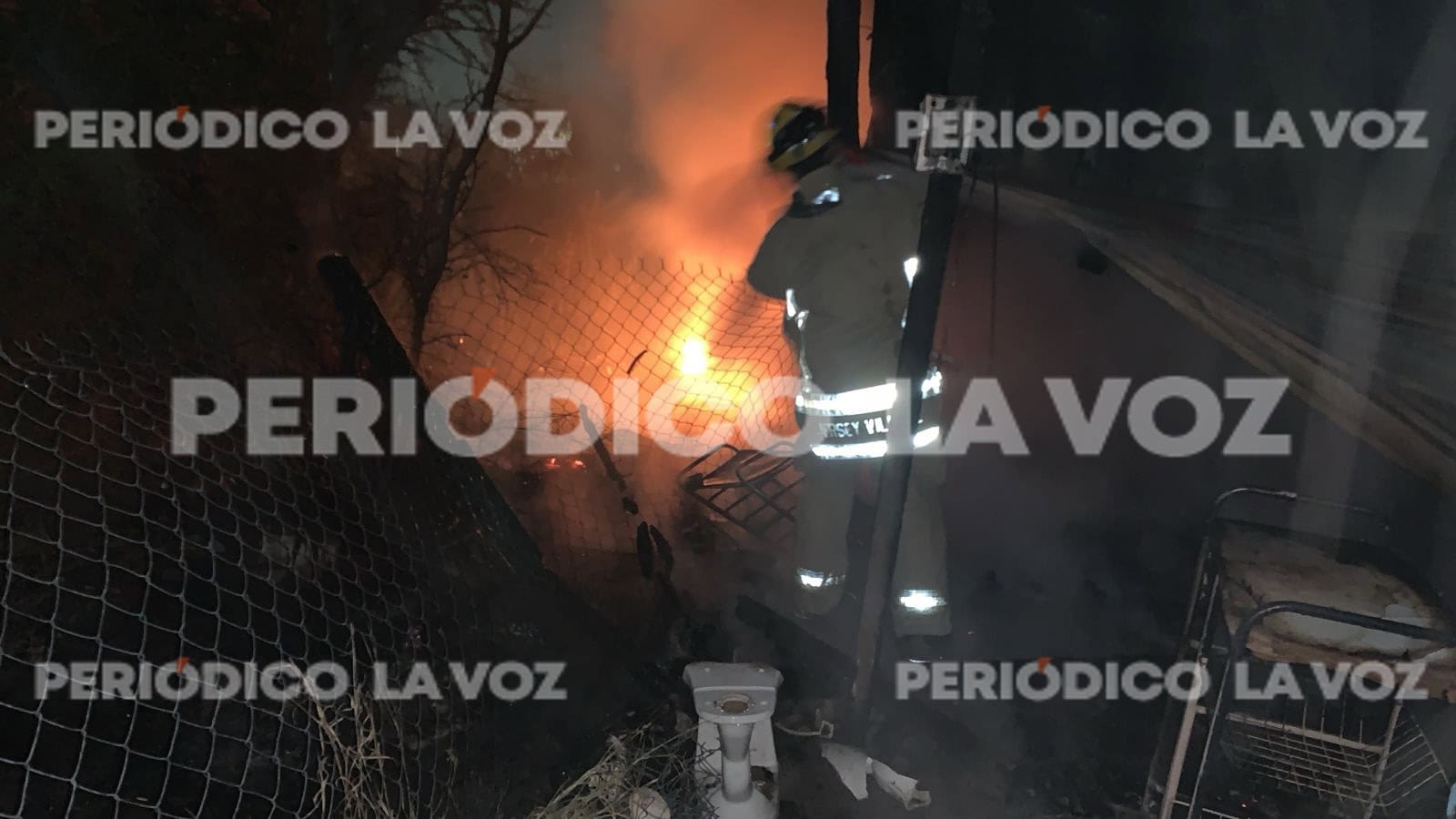 Propietarios ilesos tras incendio en colonia Lomas de San Miguel