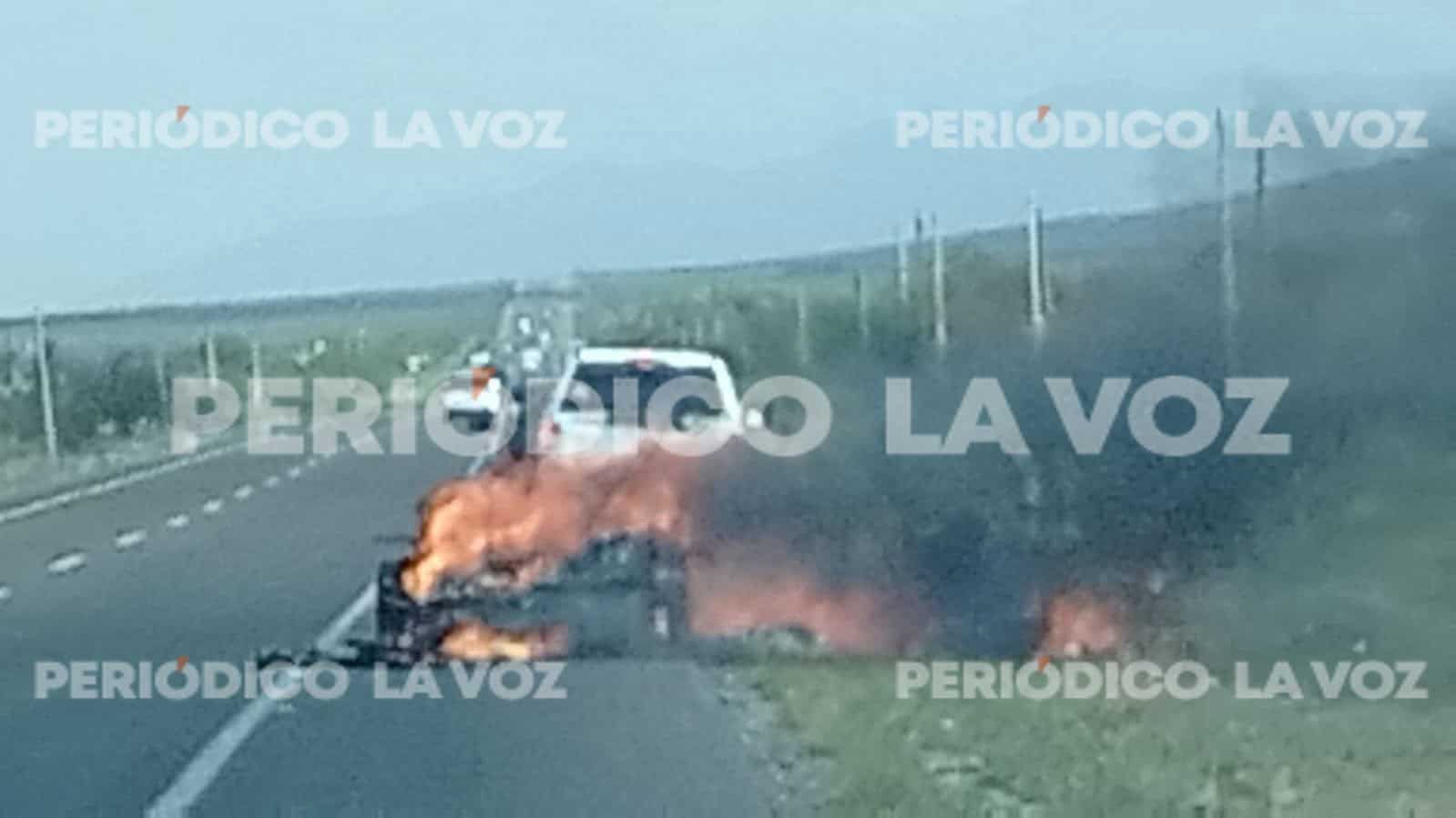 Emergencia en la carretera 57: traila se convierte en cenizas