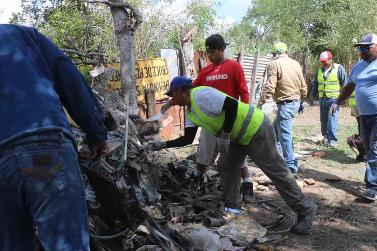 Denuncian abandono y riesgo sanitario en colonia Las Granjas