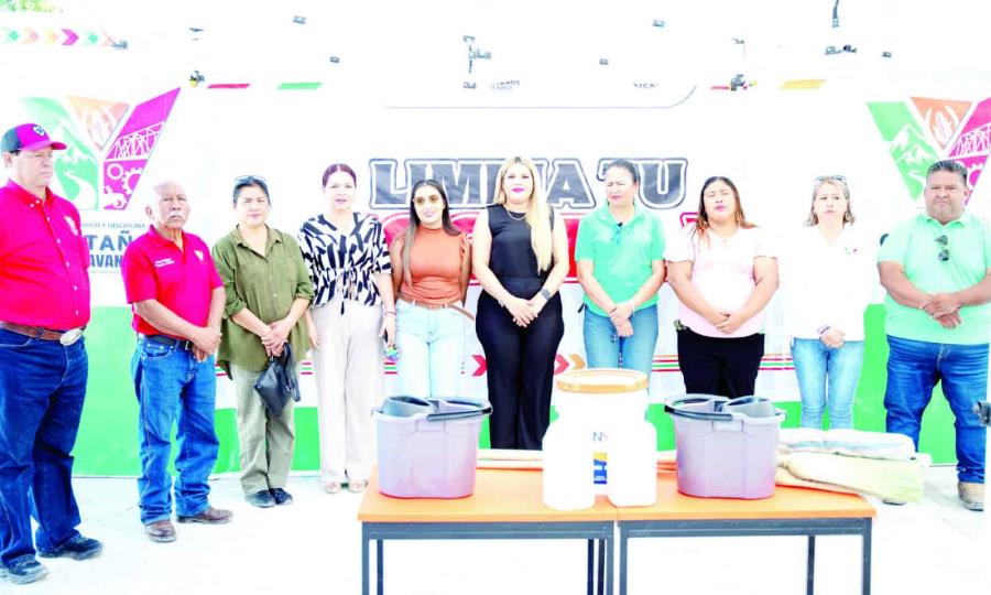 Jornada de limpieza educativa promovida por la alcaldesa Yesica Sifuentes Zamora en Castaños