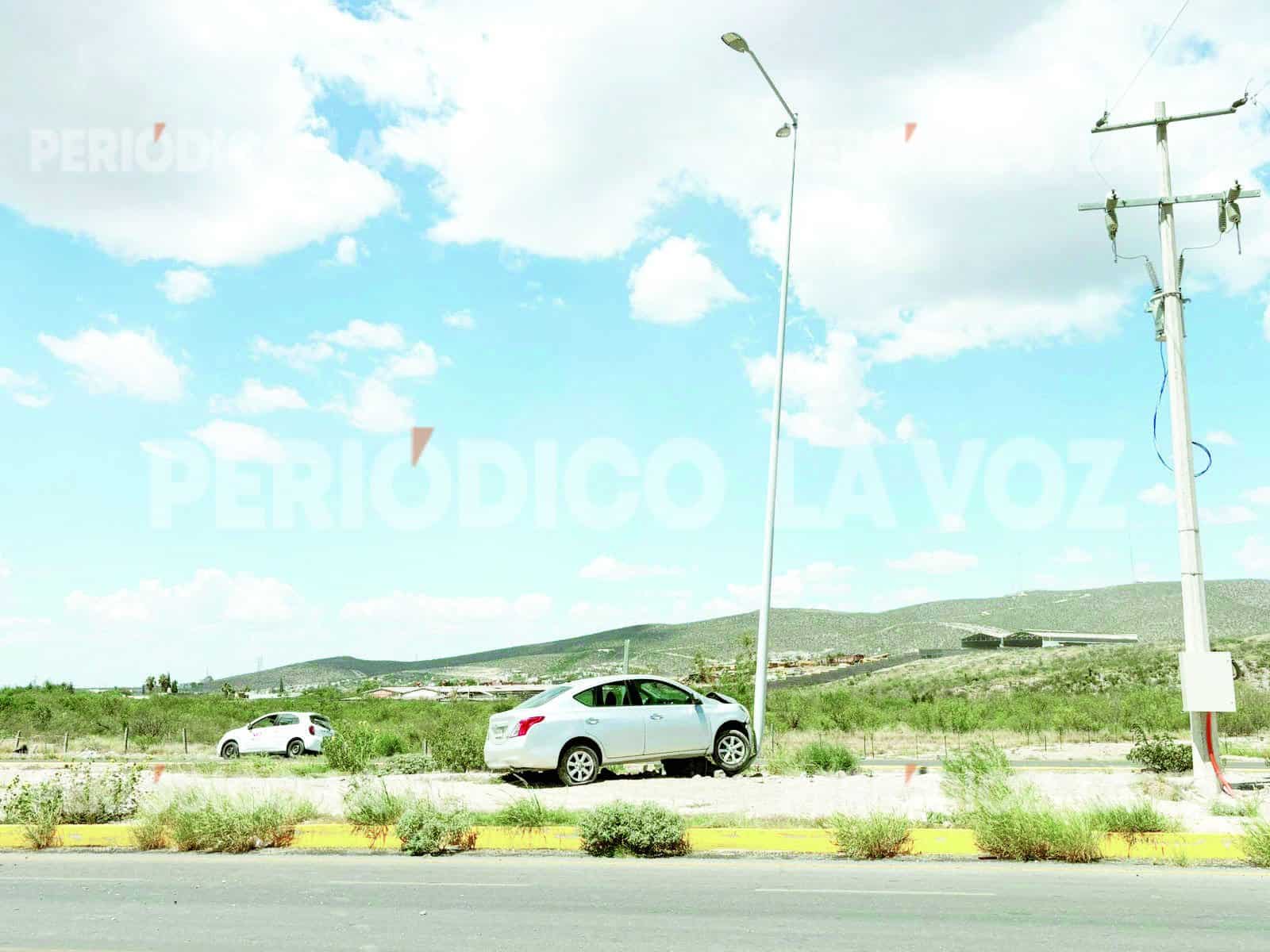 Choque en Castaños deja a familia lesionada tras falla mecánica en auto