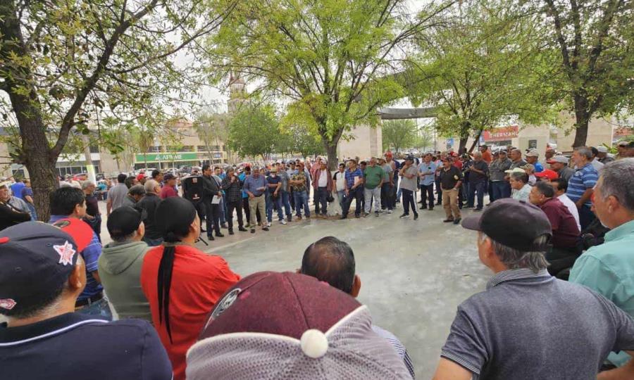 Ex obreros de AHMSA lanzan ultimátum a autoridades federales