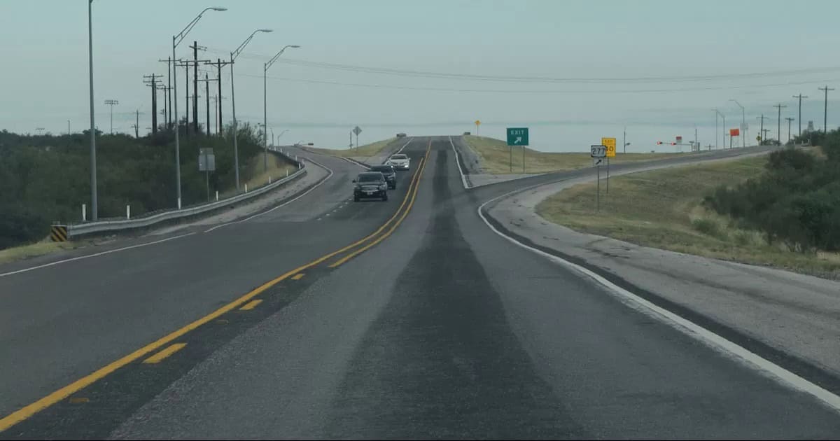 Avanza proyecto para ampliar la carretera 57 en Eagle Pass; será de cuatro carriles