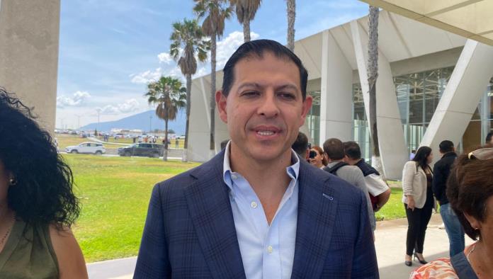 Fortalece la UAdeC incursión de jóvenes al mercado laboral 