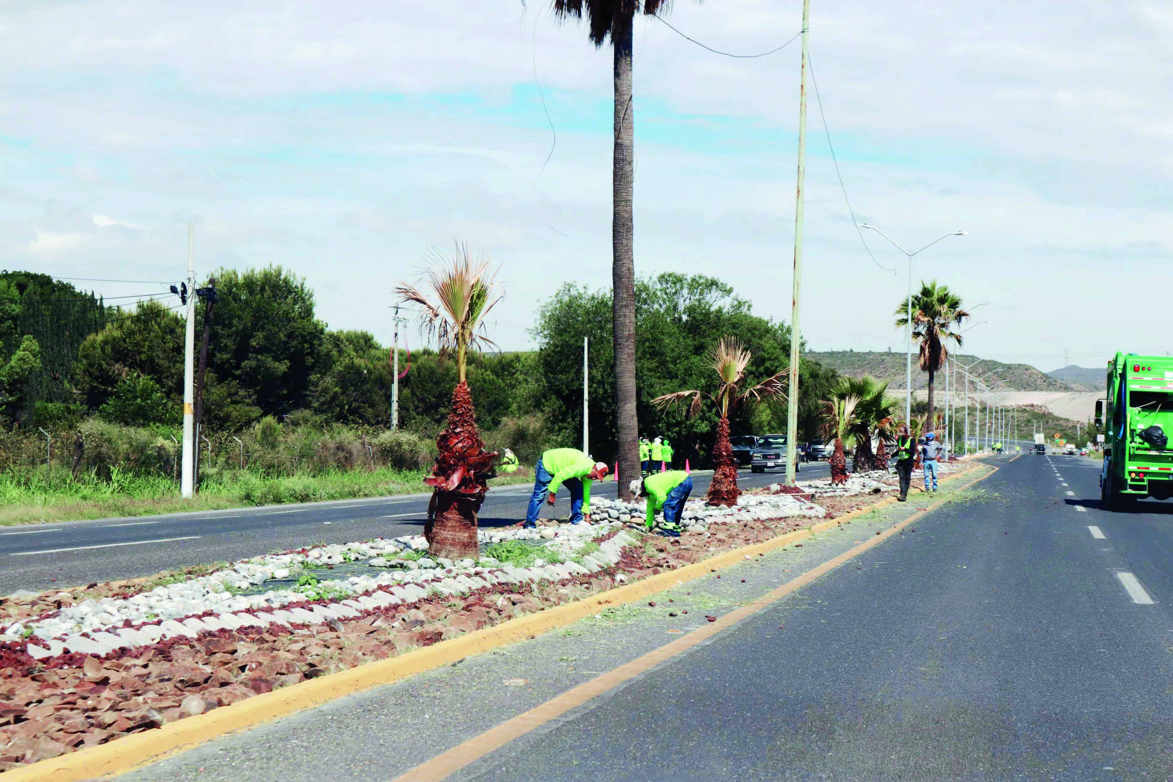 Rehabilitan entrada poniente de Saltillo