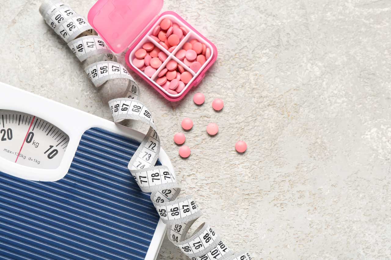 Presión social impulsa consumo de pastillas para bajar de peso: advertencia de expertos