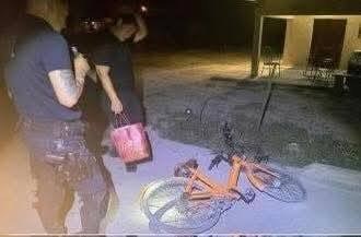 Huye ladrón en Zaragoza y deja BOTÍN ÍNTIMO tirado en la calle
