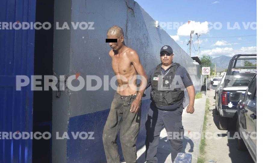 Detención de hombre ebrio en escuela de Monclova: José Esparza Coronado bajo custodia