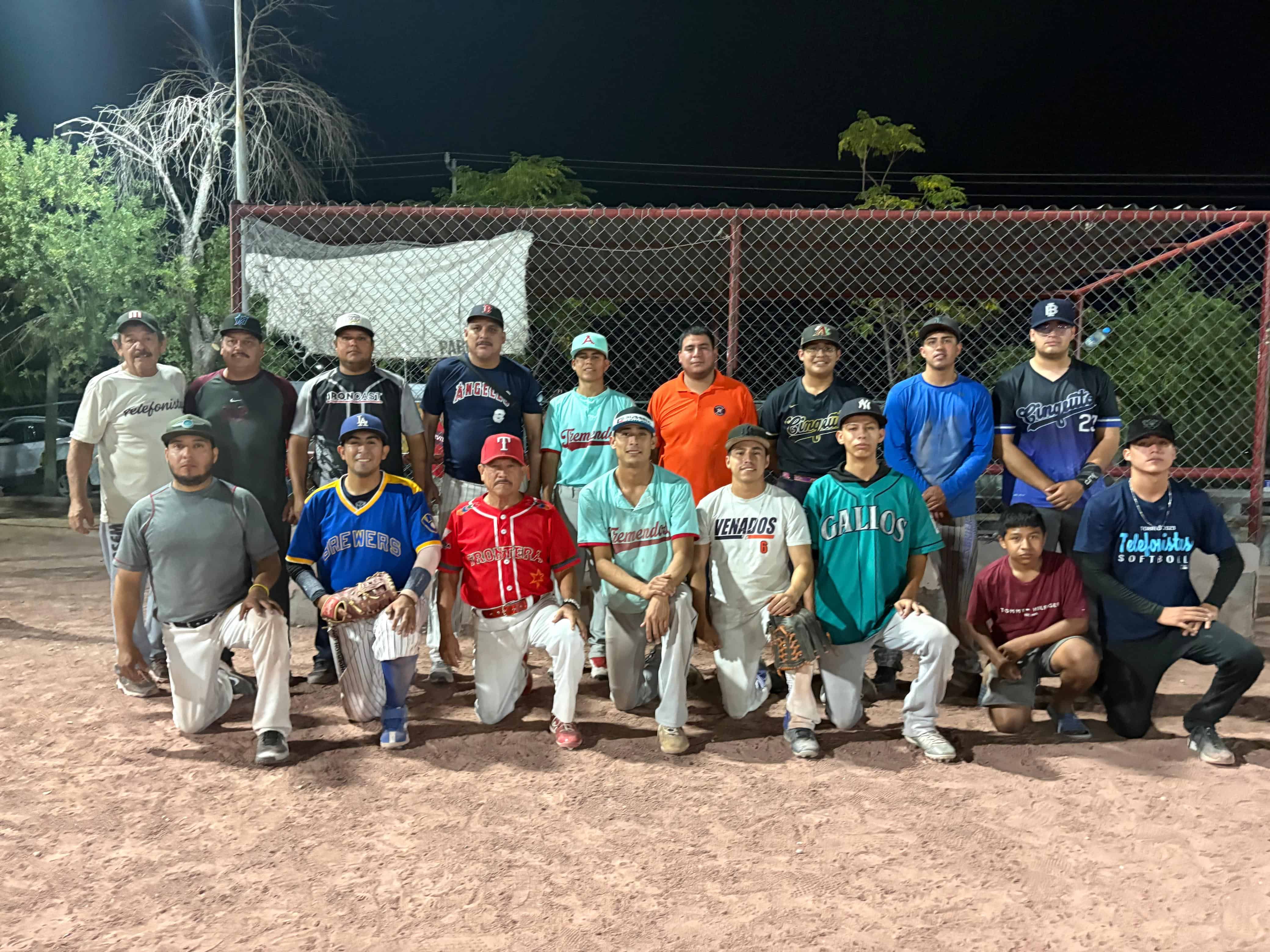Tremendos vencen a Diablos en duelo de softbol