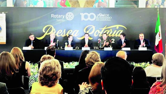 Reconocen a ciudadanos ejemplares