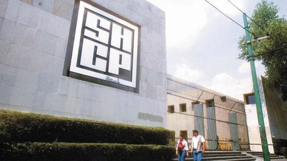 México responde con reformas ante acusaciones de lavado de dinero