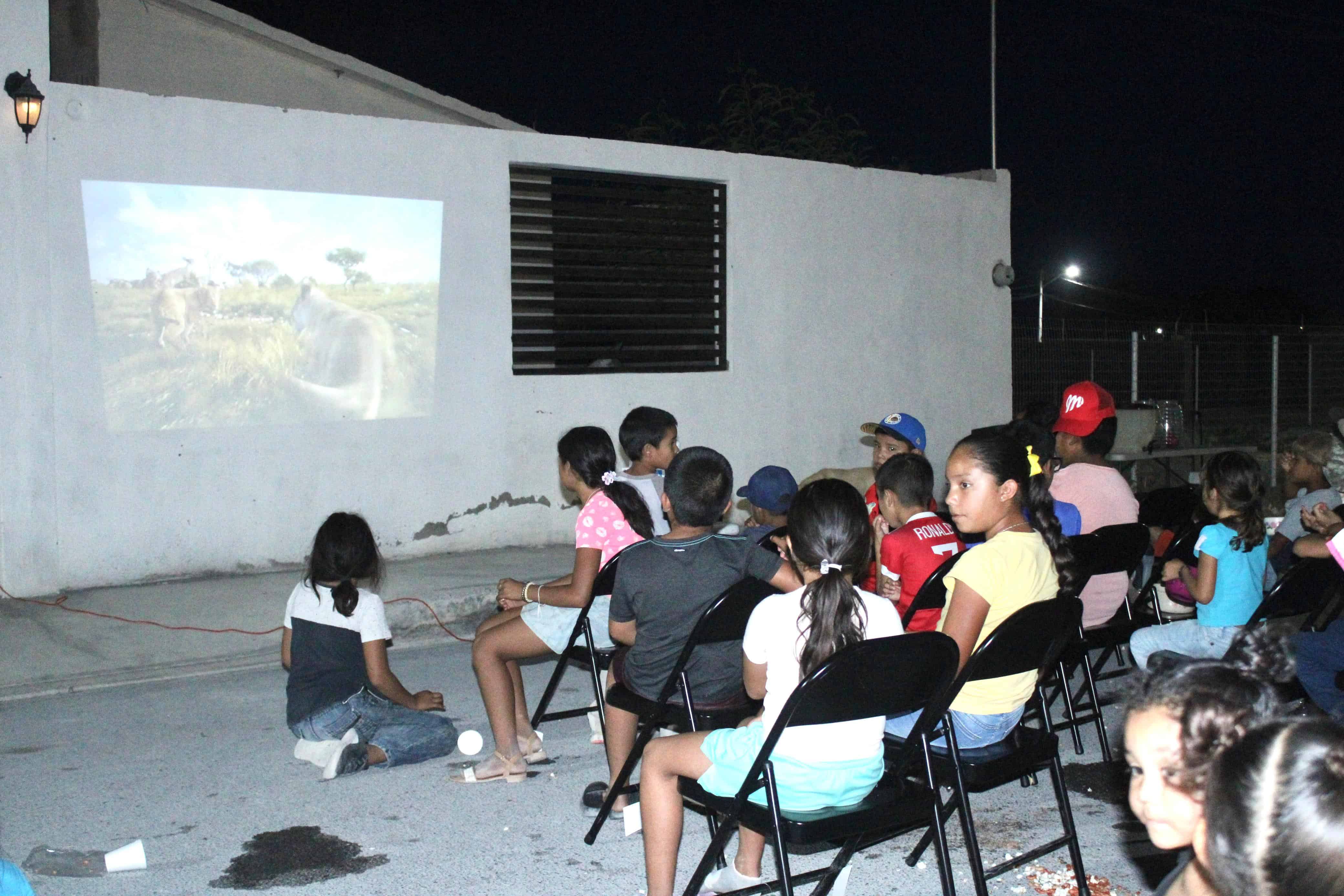 Inicia programa Cine en tu Comunidad en Cuatro Ciénegas