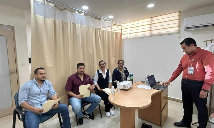 Gobierno Municipal de Monclova refuerza atención ciudadana con capacitación en salud mental