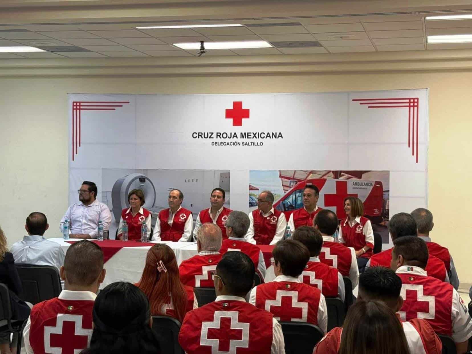 Cruz Roja estrena sala de tomografía y otra ambulancia 