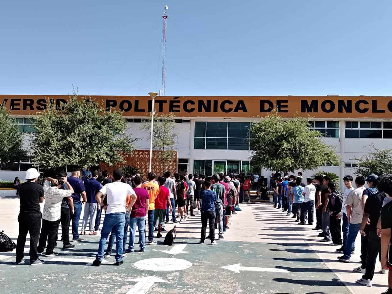 UPMF otorga becas del 100% en colegiatura a hijos de trabajadores de AHMSA